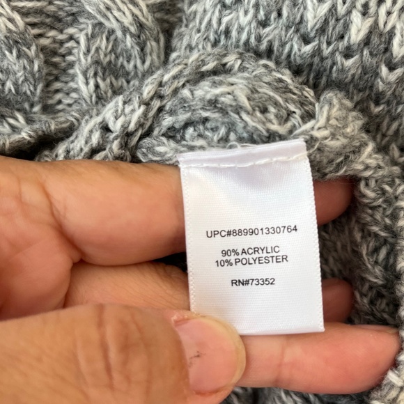 Its Our Time Sz M Cable Knit Gray Pullover Sweater Cowl Neck Long Sleeve - Picture 8 of 8